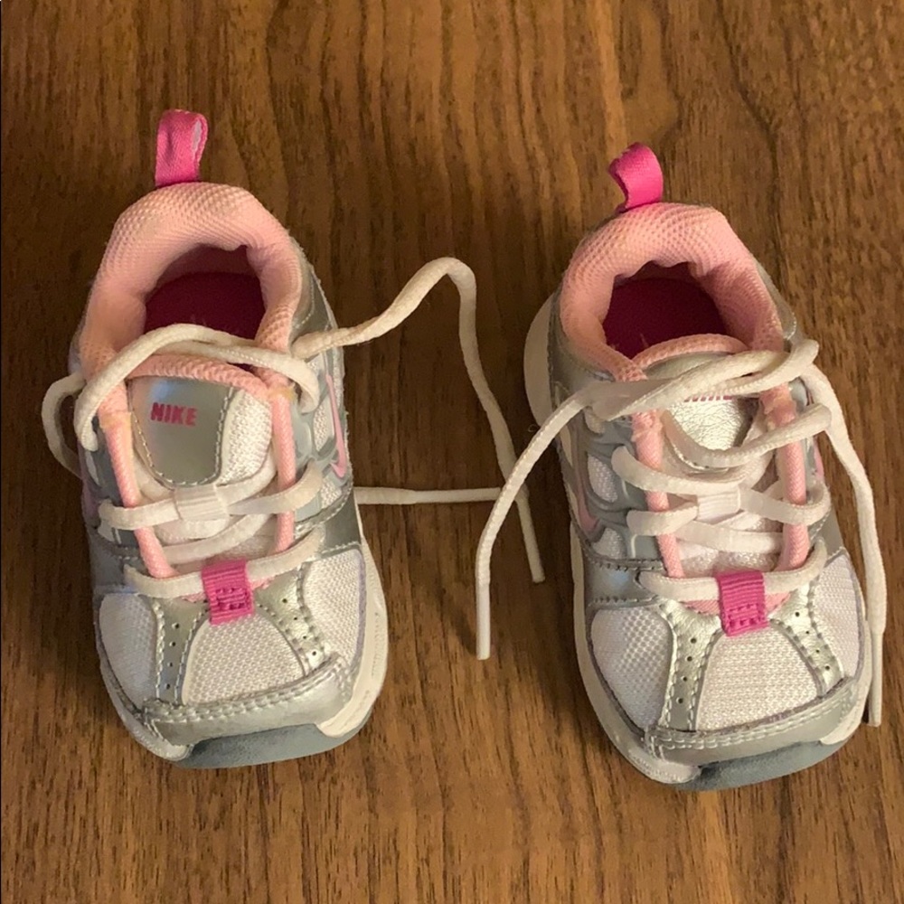 Nike shoes infant